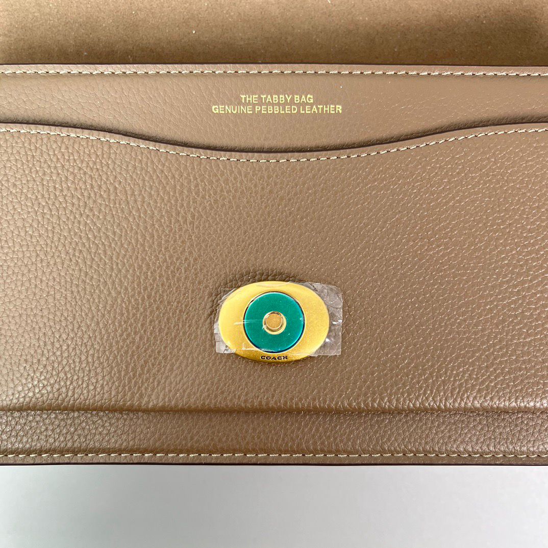 Elegante Leder-Schultertasche in Braun