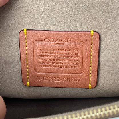 Elegante Leder-Schultertasche in Braun