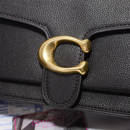 Elegante Leder-Schultertasche mit goldfarbenen Details
